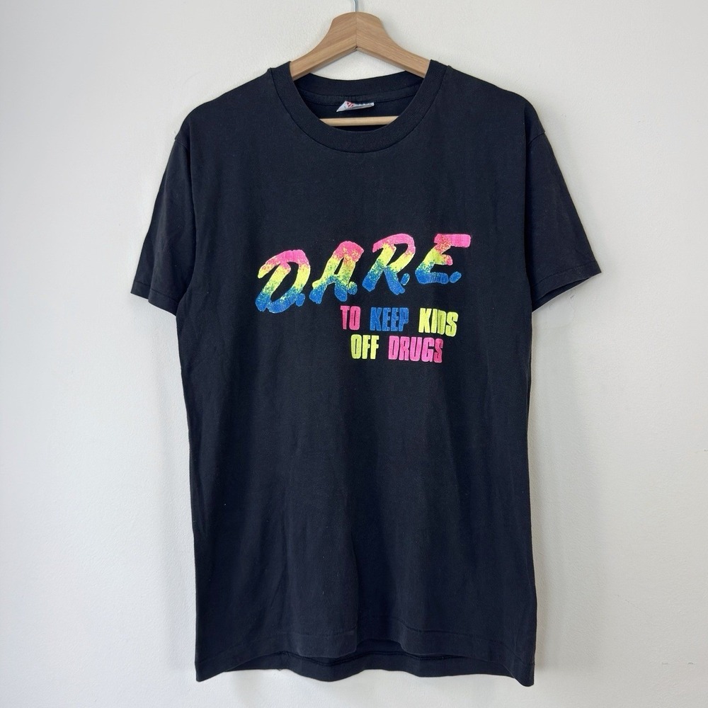 Vintage 90s DARE To Resist Drugs And Violence Colorful Single Stitch Tee Shirt M